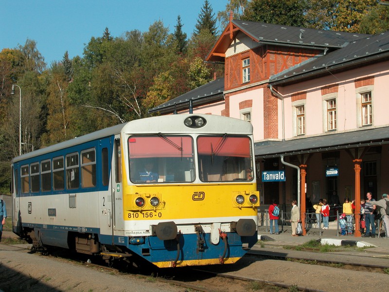 810 156 der ČD in Tanvald