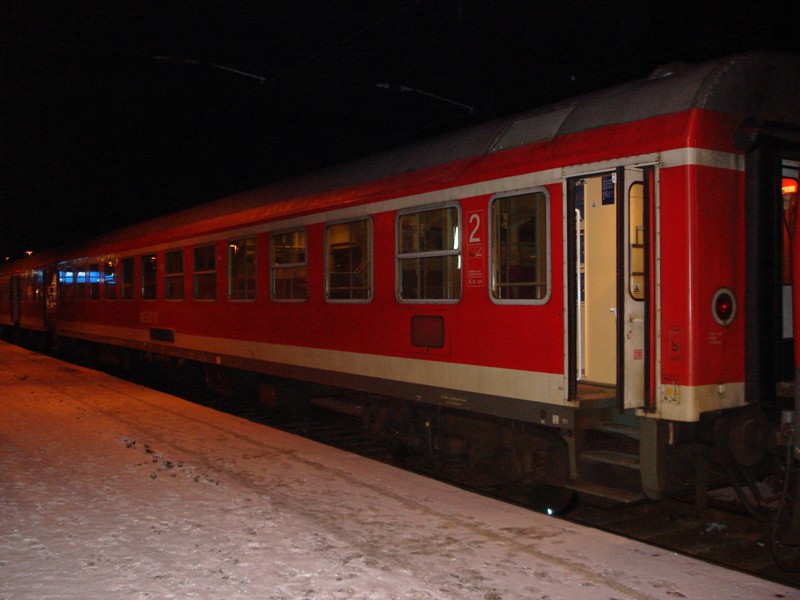 IR-Wagen Bimz 546.8 in DB-Rot